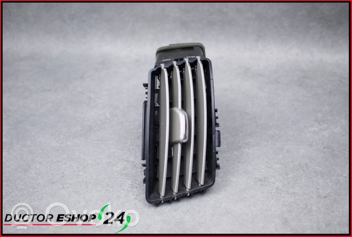 Lexus RX 330 - 350 - 400H Grille d'aération centrale 5566048040