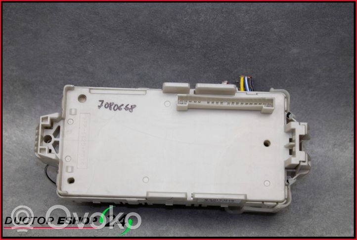 Mitsubishi Lancer Fuse module 410140600