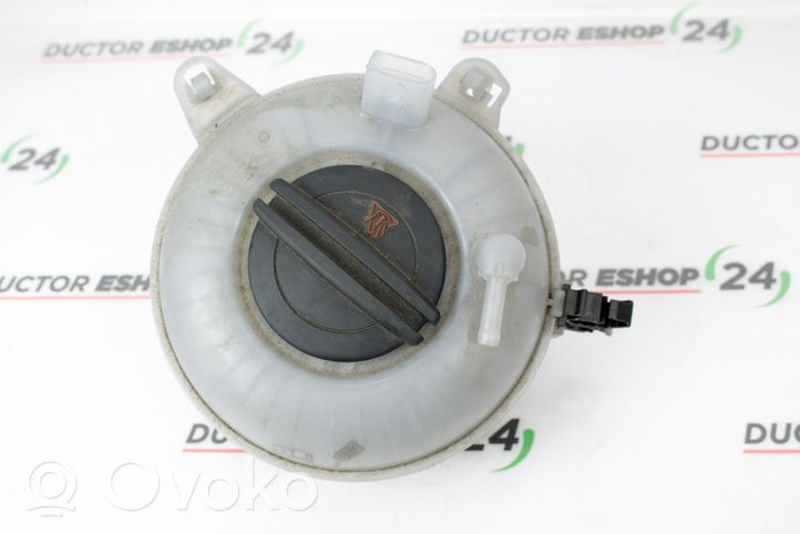 Skoda Octavia Mk3 (5E) Serbatoio di compensazione del liquido refrigerante/coperchio 5Q0121407D