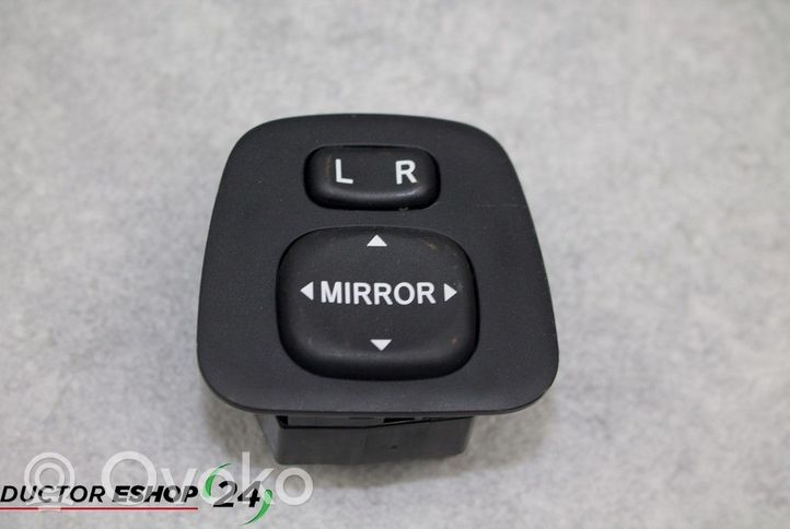 Toyota Aygo AB40 Przycisk regulacji lusterek bocznych 