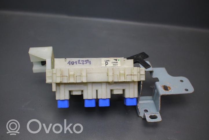 Infiniti EX Drošinātāju bloks C20611BA0A