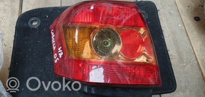 Toyota Corolla E120 E130 Aizmugurējais lukturis virsbūvē 