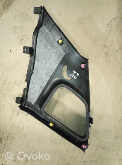 Hyundai ix20 Rear seat side top trim 