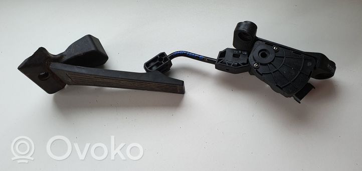 Hyundai Santa Fe Accelerator throttle pedal 