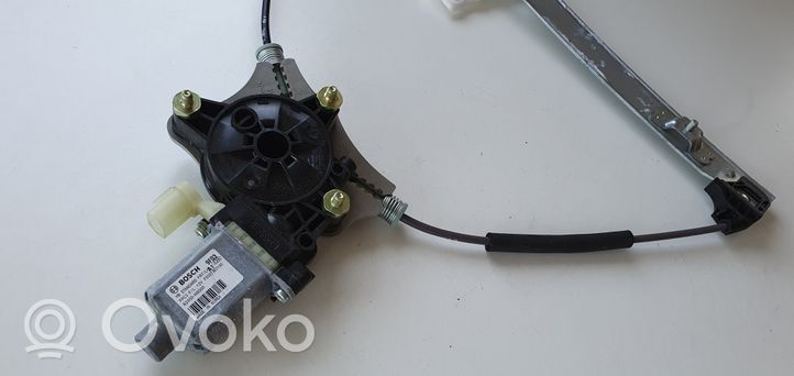 KIA Stonic Front door window regulator motor 