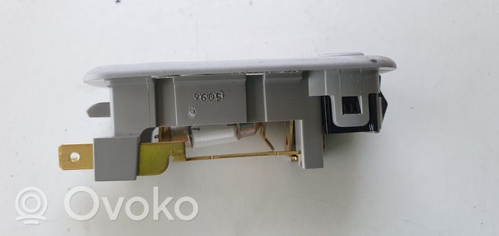 KIA Stonic Front door interior light 