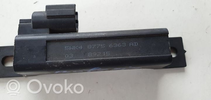 Nissan X-Trail T32 Antenna control unit 