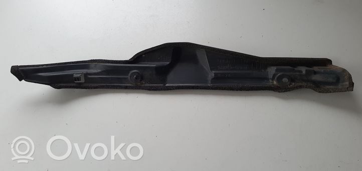 Toyota Yaris Panel wykończeniowy błotnika 