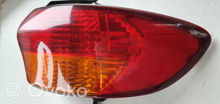 Subaru B9 Tribeca Lampa tylna 