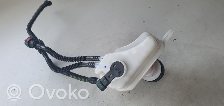 Opel Mokka Serbatoio di compensazione del liquido del freno 