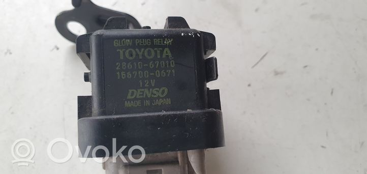 Toyota Auris E180 Relé de la bujía de precalentamiento 