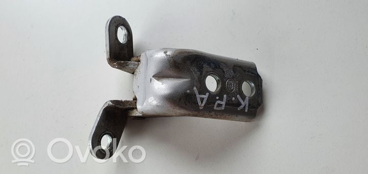 Hyundai Santa Fe Front door lower hinge 