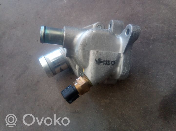 KIA Ceed Termostat / Obudowa termostatu 