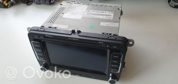 Skoda Superb B6 (3T) Panel / Radioodtwarzacz CD/DVD/GPS 