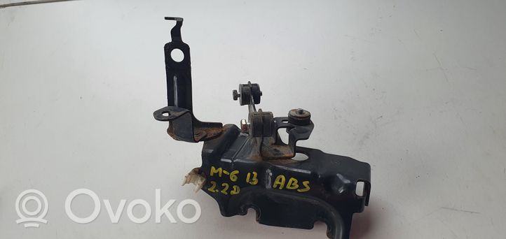 Mazda 6 Supporto pompa ABS 