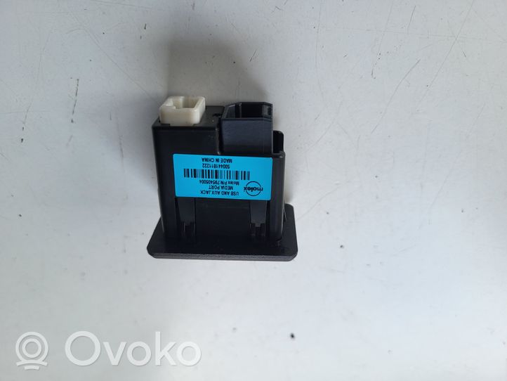 Nissan Qashqai Connecteur/prise USB 