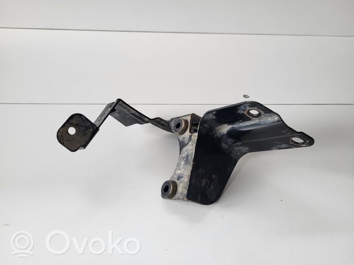 KIA Sorento Supporto pompa ABS 