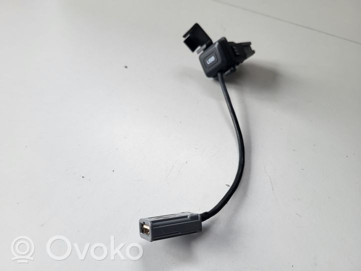 Honda Accord USB socket connector 