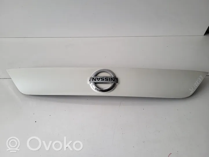 Nissan Qashqai Éclairage de plaque d'immatriculation 