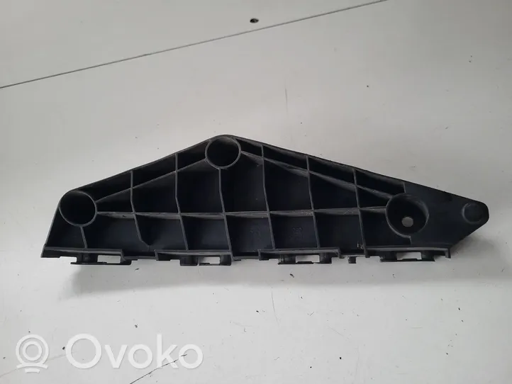 Toyota Avensis T270 Front bumper mounting bracket 