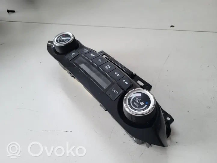 Honda CR-V Climate control unit 