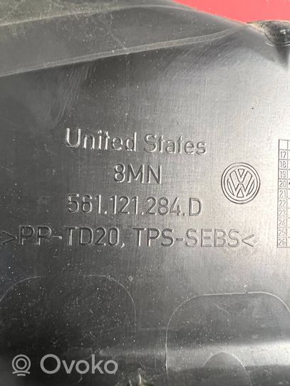 Volkswagen PASSAT B8 USA Wlot / Kanał powietrza intercoolera 561121284D