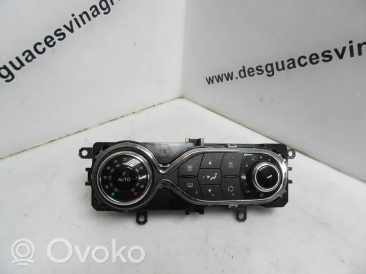 Renault Clio IV Moduł / Sterownik klimatyzacji 275108796R