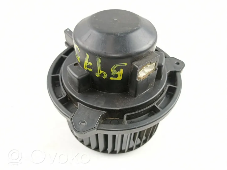 KIA Carens II Ventola riscaldamento/ventilatore abitacolo 971131D000