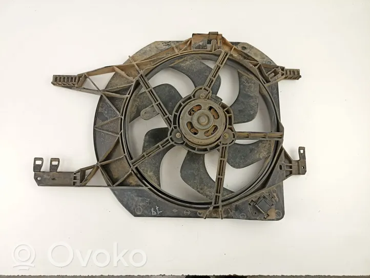 Renault Trafic II (X83) Ventilador eléctrico del radiador 8200409469