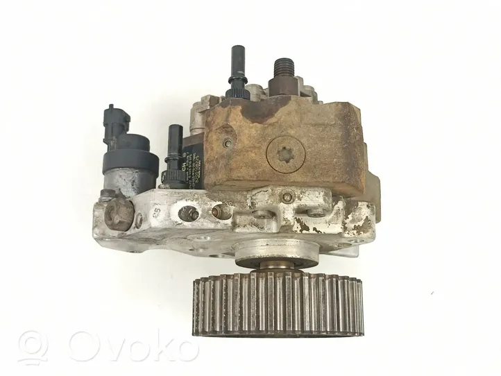 Renault Scenic RX Polttoaineen ruiskutuksen suurpainepumppu 8200108225