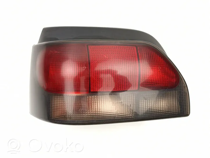 Renault Clio I Lampa tylna 7700827551