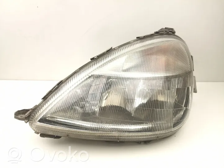 Mercedes-Benz A W169 Lampa przednia A1688200961