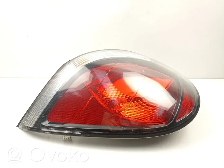 KIA Rio Lampa tylna 924011G210