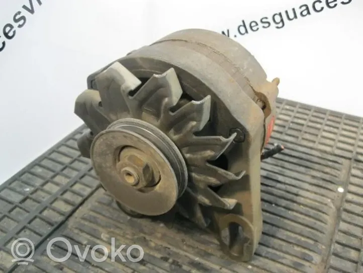 Seat Ibiza I (021A) Generatore/alternatore 63321059