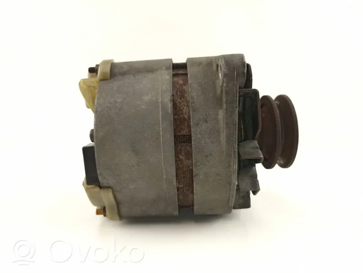 Renault 9 Generatore/alternatore ALS12X65