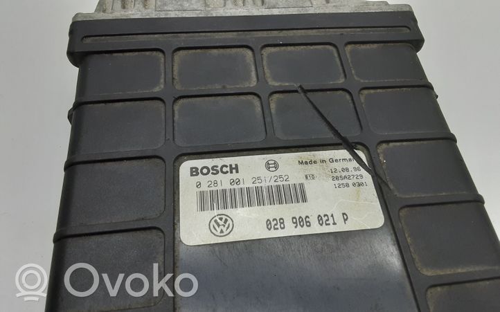 Ford Galaxy Sterownik / Moduł ECU 028906021P