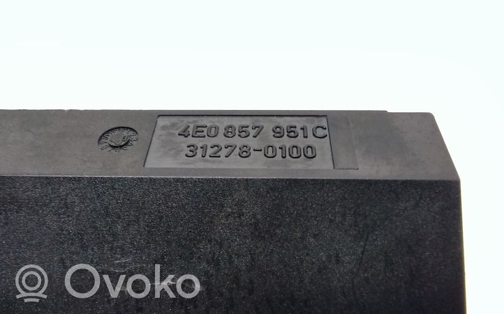 Audi A8 S8 D3 4E Popielniczka deski rozdzielczej 4E0857951C