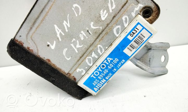 Toyota Land Cruiser (HDJ90) Sterownik / moduł ABS 8954060100