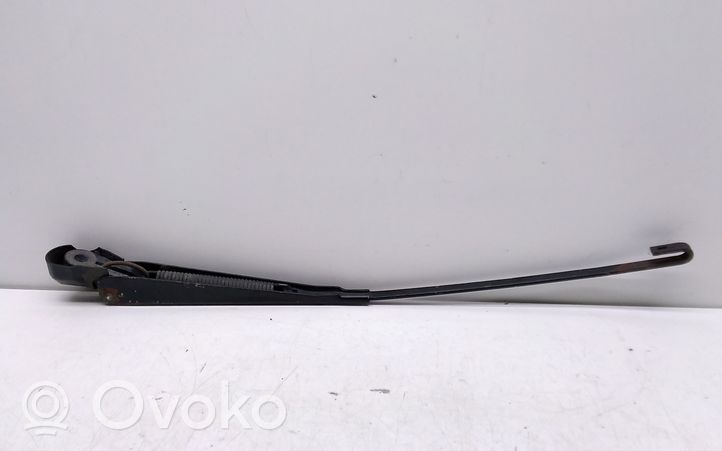 BMW 3 E30 Ramię wycieraczki szyby przedniej / czołowej 