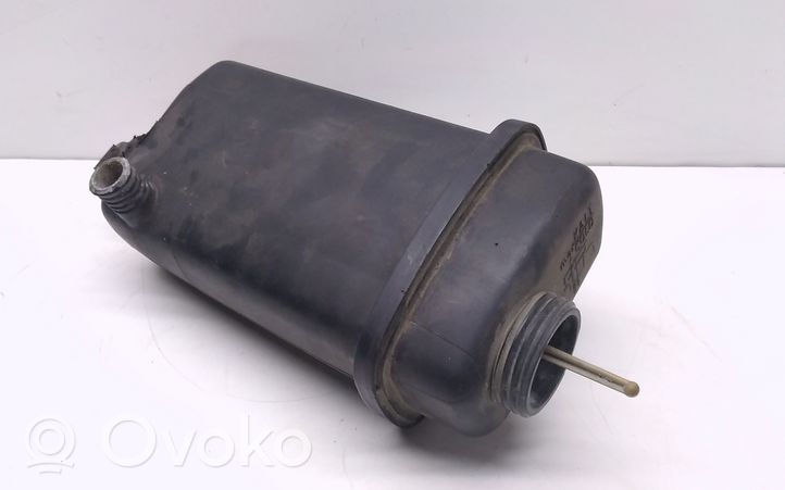 BMW 7 E38 Serbatoio di compensazione del liquido refrigerante/vaschetta 17411670