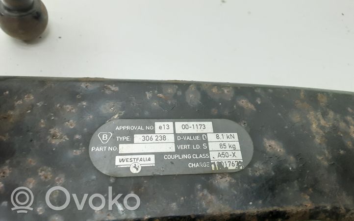 Fiat Stilo Vetokoukkusarja E13001173