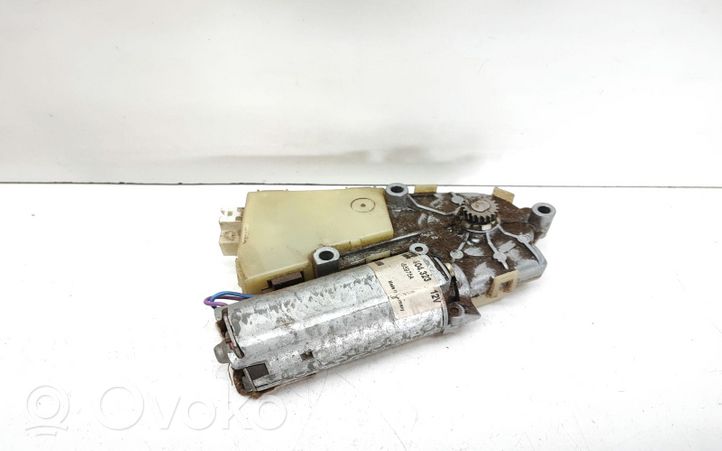 BMW 3 E36 Motore/attuatore 8370823