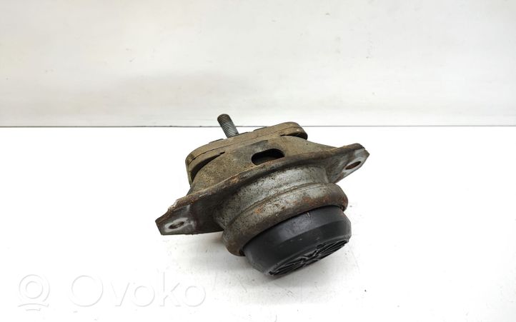 Land Rover Discovery 3 - LR3 Soporte de montaje del motor KKB500441G