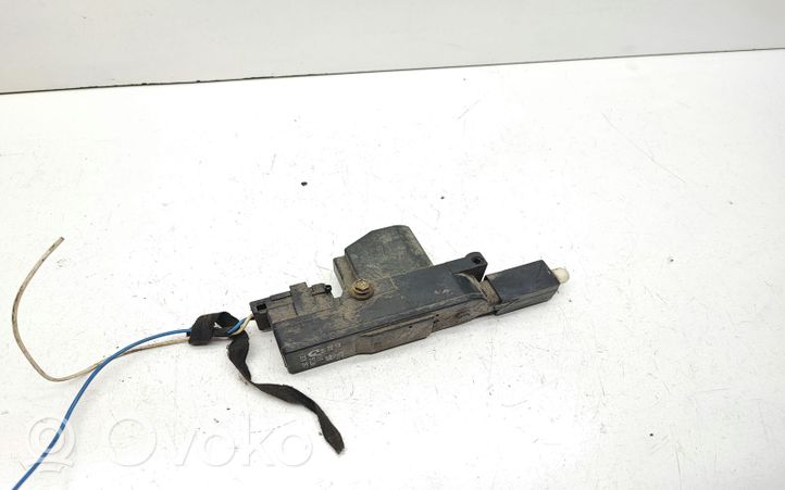 BMW 5 E34 Motorino di blocco/chiusura del portellone del bagagliaio 1378397