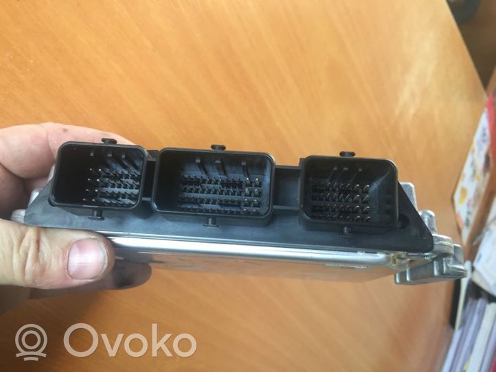 Ford Focus Sterownik / Moduł ECU 9M5112A650AE