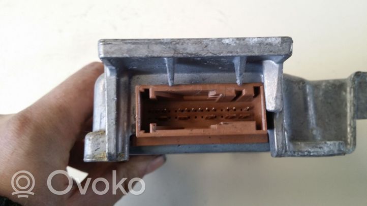 Opel Vectra C Oro pagalvių valdymo blokas 13126123