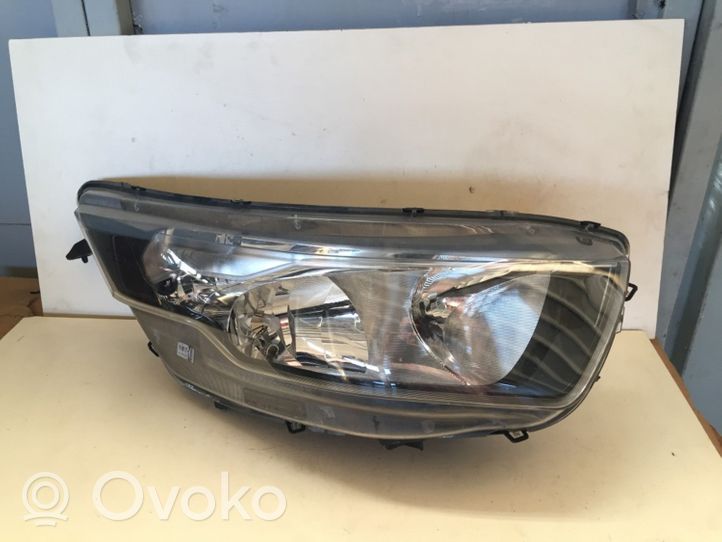 Iveco Daily 45 - 49.10 Lampa przednia 5801473749