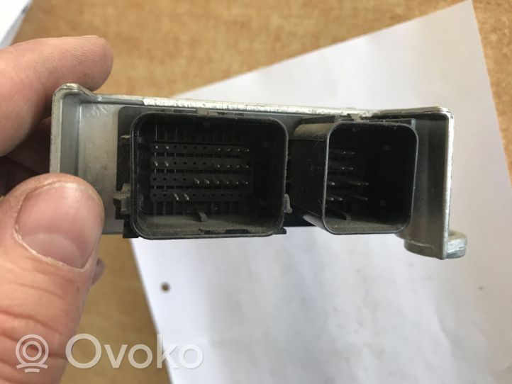 Ford Focus Oro pagalvių valdymo blokas 8M5T14B321BE