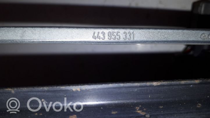 Audi 100 200 5000 C3 Stikla tīrītāja mehānisms komplekts 443955331