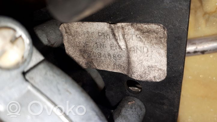 Opel Kadett E Tringlerie et moteur d'essuie-glace avant 22084007